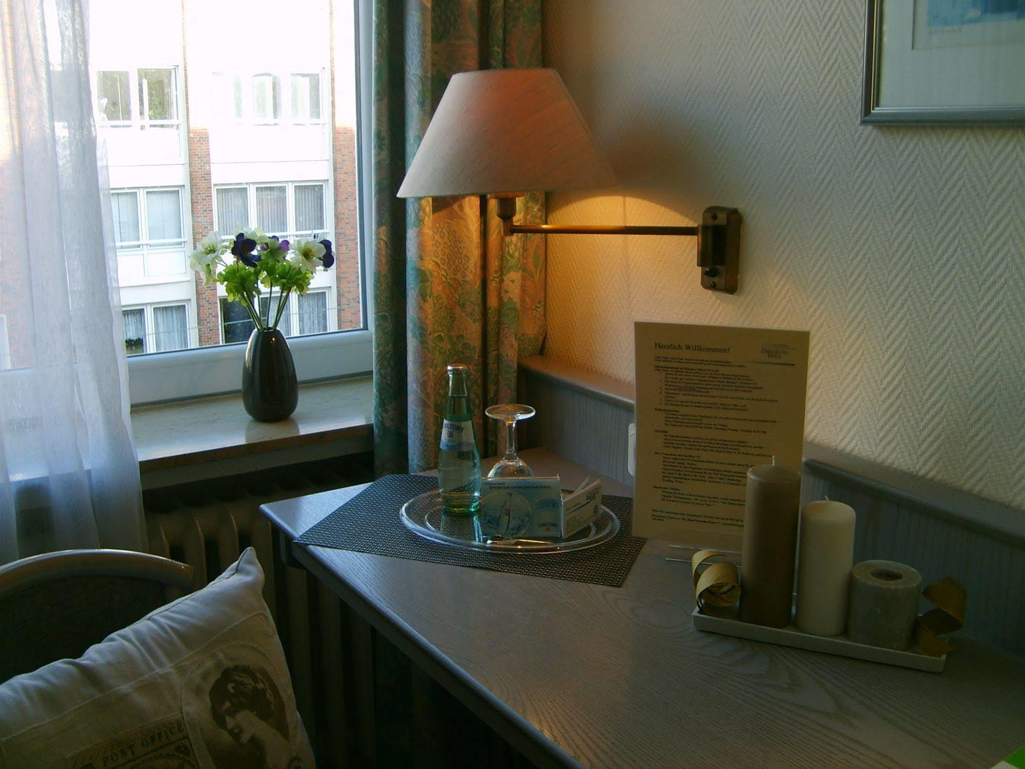 City Hotel By Celina Hagen  Eksteriør bilde