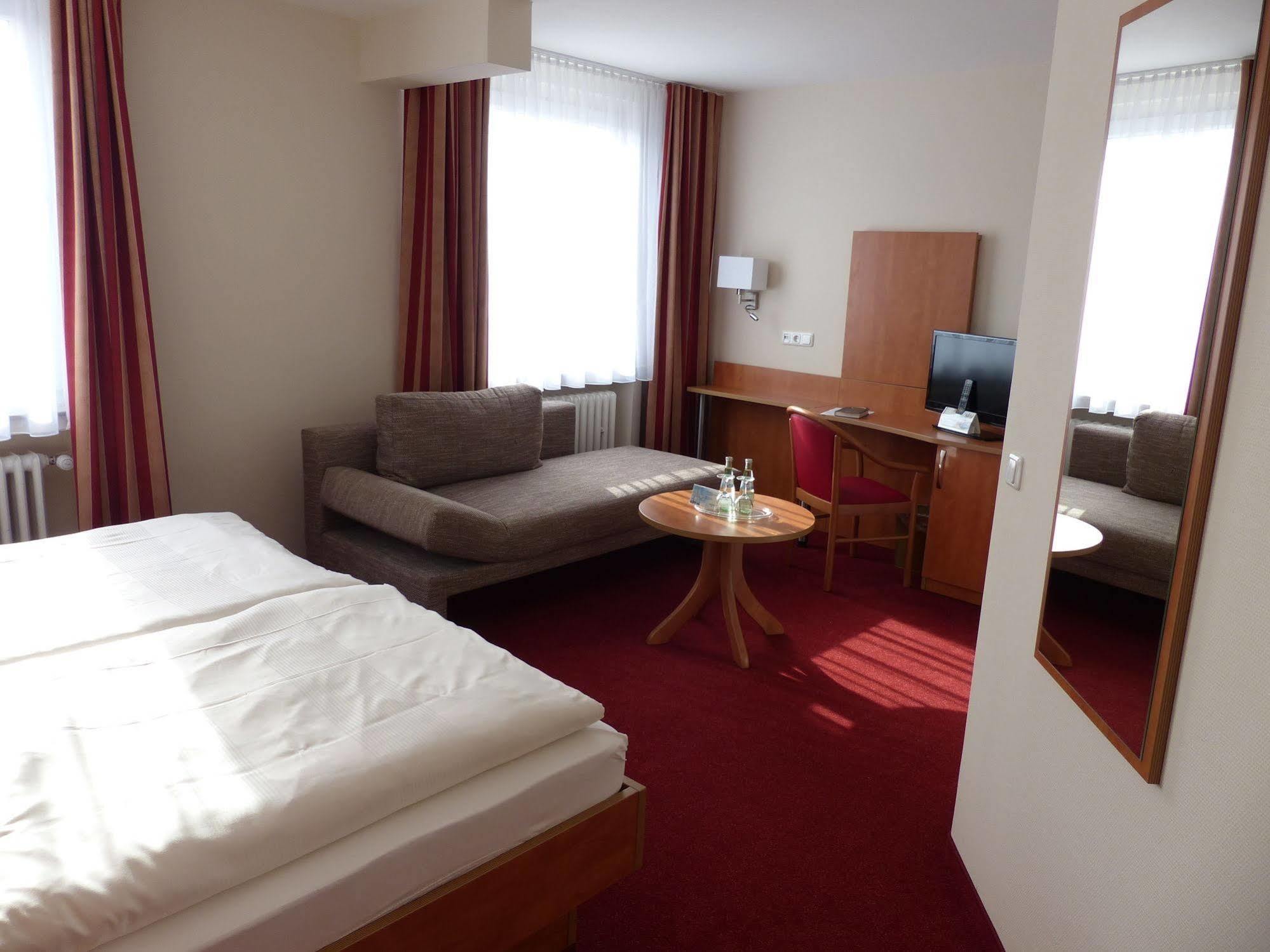 City Hotel By Celina Hagen  Eksteriør bilde
